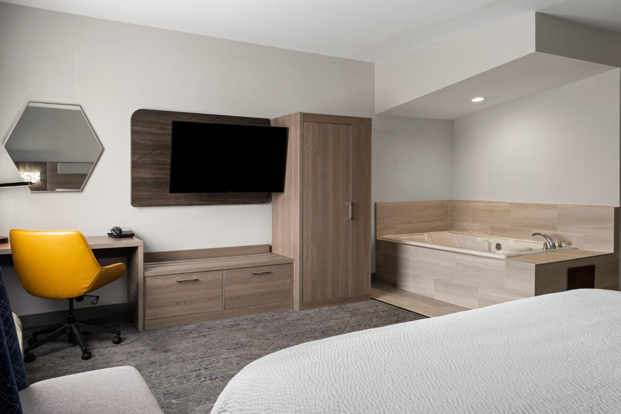 Holiday Inn Express Toledo North By Ihg Eksteriør bilde