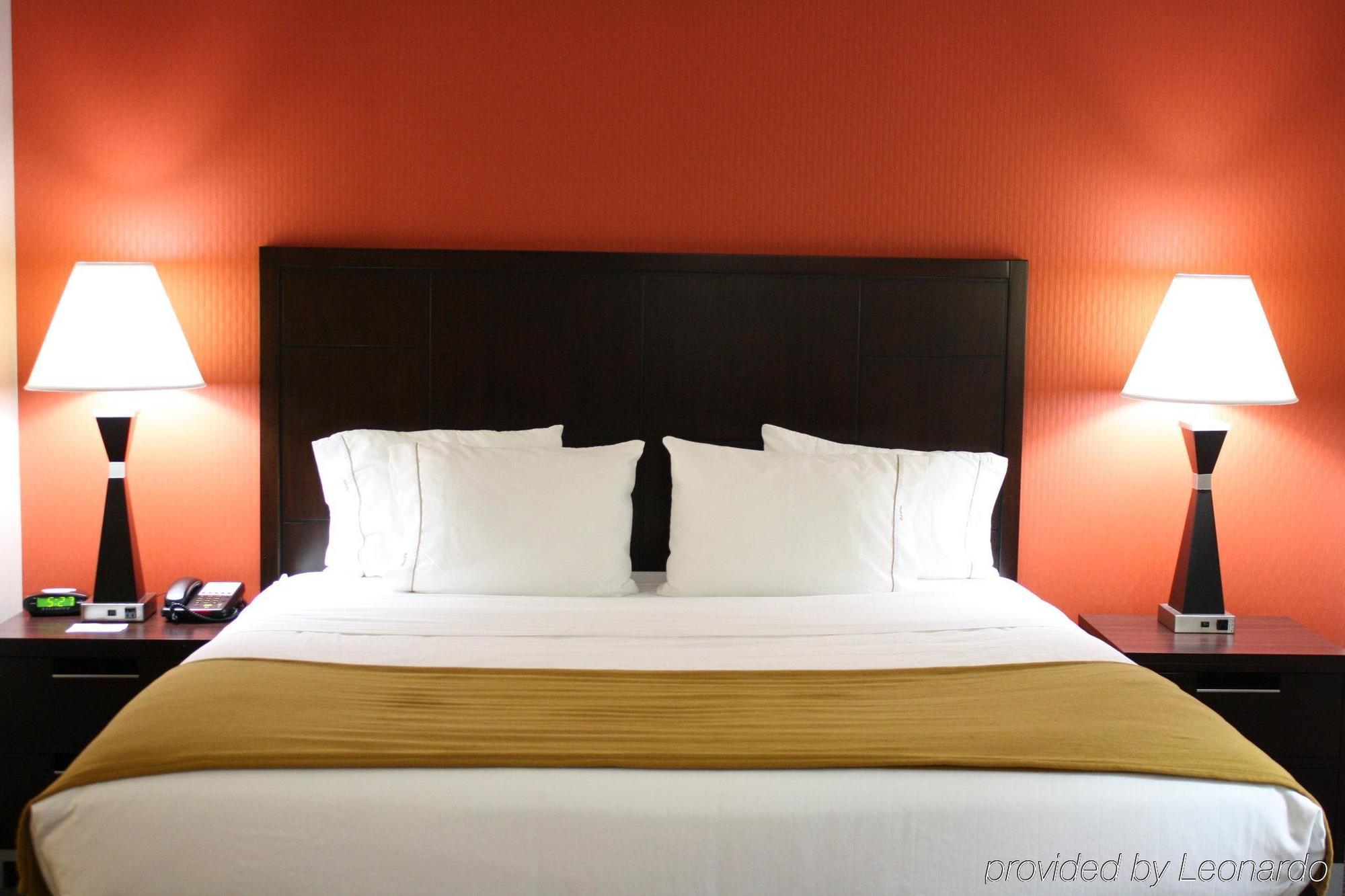 Holiday Inn Express Toledo North By Ihg Eksteriør bilde